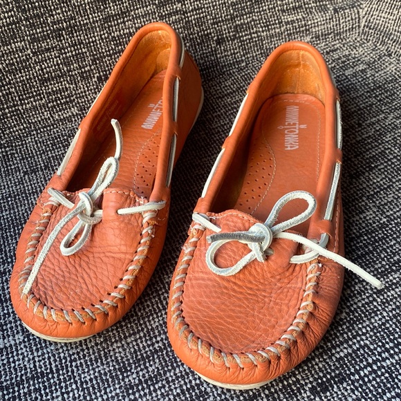 Minnetonka Leather Upper and Lining in Hermes Orange Color Moccasins - 7 - Picture 9 of 15